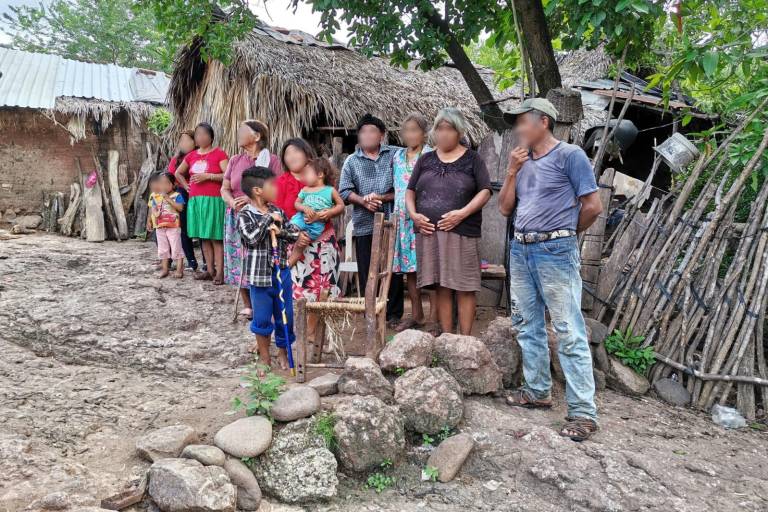 Claman por víveres familias de Charco Hondo, en Rosario