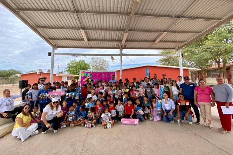 Lleva ‘Cadena de Amor’ alegría a más de 2 mil niños en comunidades indígenas