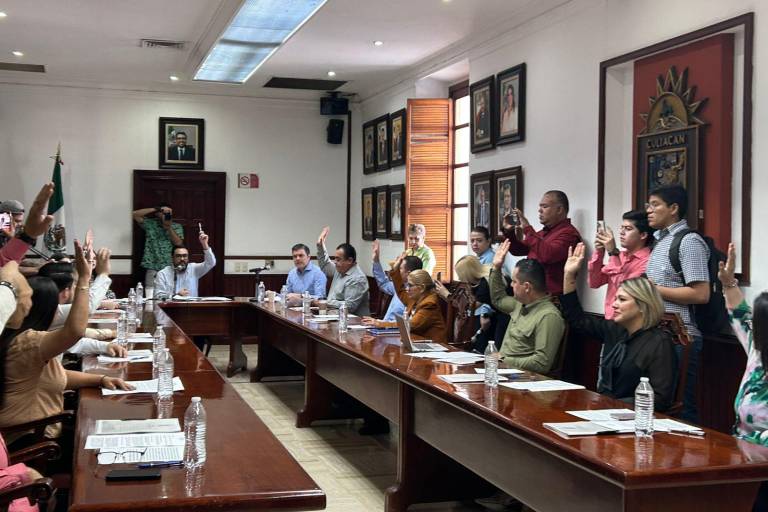 Ayuntamiento de Culiacán dona terreno en Alturas del Sur para construcción de escuela secundaria