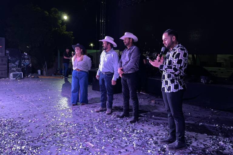 Clausuran con éxito el Teatro del Pueblo de la Expo Ganadera Sinaloa 2025 tras diez días de música, tradición y convivencia familiar