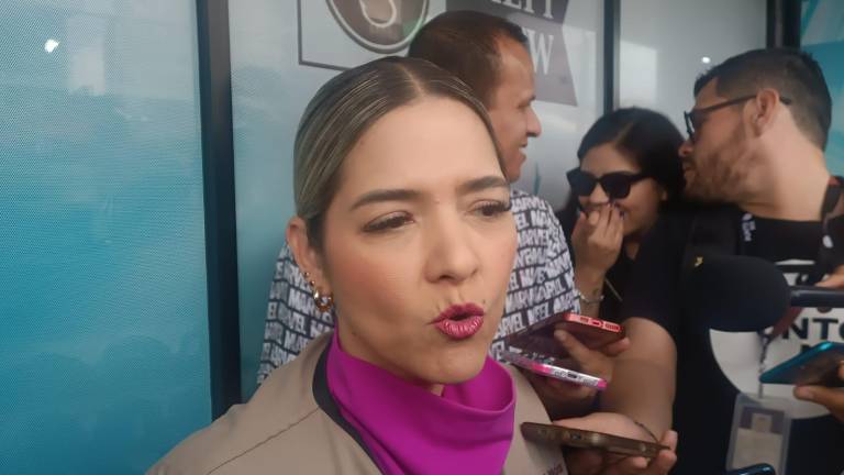 La Alcaldesa Estrella Palacios aseguró que el operativo de seguridad del Carnaval de Mazatlán arrancará el 5 de febrero con una primera fase disuasiva, garantizando vigilancia para locales y turistas.