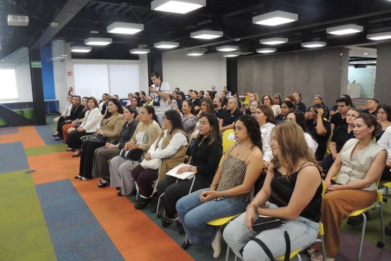 Aprende personal del Tec de Monterrey sobre ‘Relaciones Asertivas y Buen Trato’