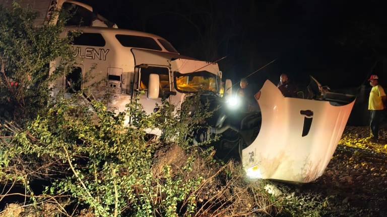 El accidente se reportó sobre la carretera México 15 en la curva antes de llegar a la comunidad de Otates.
