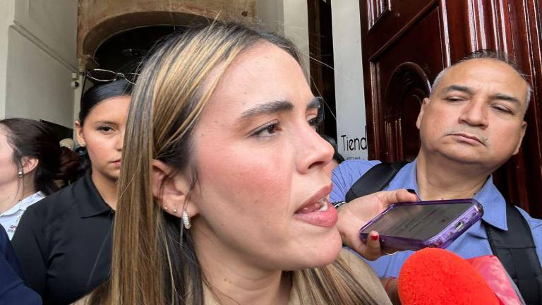 La Alcaldesa interina de Culiacán, Ana Miriam Ramos Villarreal, señaló que el DIF Municipal estará sin presidenta.