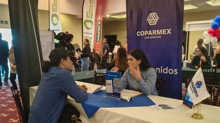 Feria del Empleo Ahome 2025 ofrece 648 vacantes y reafirma meta estatal de 12 mil colocaciones.