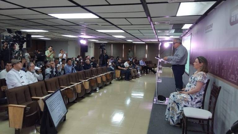 El Gobernador de Sinaloa Rubén Rocha Moya destaca la respuesta en el trámite de las licencias permanentes de conducir.