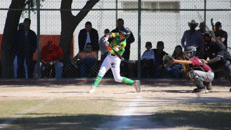 Recupera Ahome el beisbol y domina el futbol en Zonal de Juegos Conade
