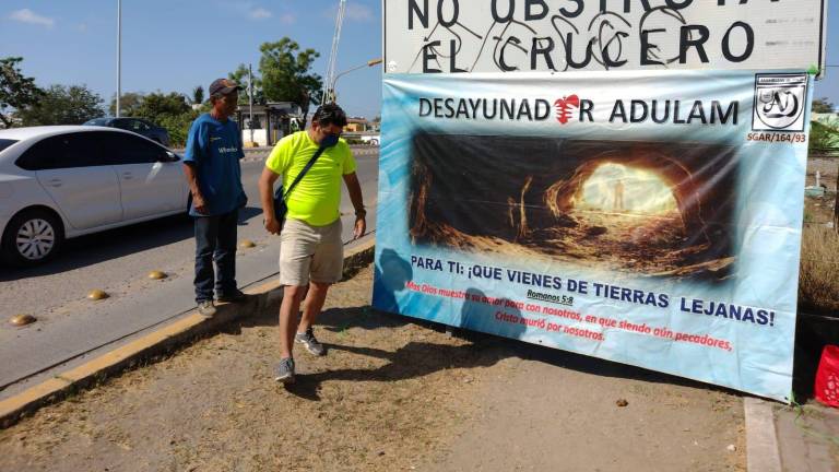 La zona del desayunador para las personas en tránsito por Mazatlán.