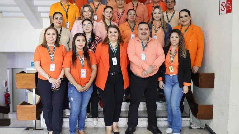 Como parte de la campaña, se desarrollan mes con mes las “activaciones naranjas”, espacios de reflexión y sensibilización dirigidos a las y los trabajadores de la representación.