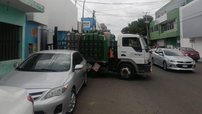 Piden ciudadanos en Culiacán venta de oxígeno las 24 horas y fines de semana