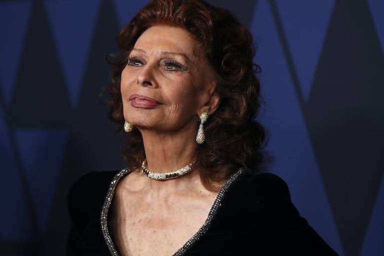 Sophia Loren estará meses en rehabilitación tras caída