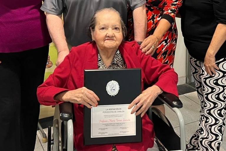 Reportan fallecimiento de María Teresa Zazueta, maestra del periodismo sinaloense