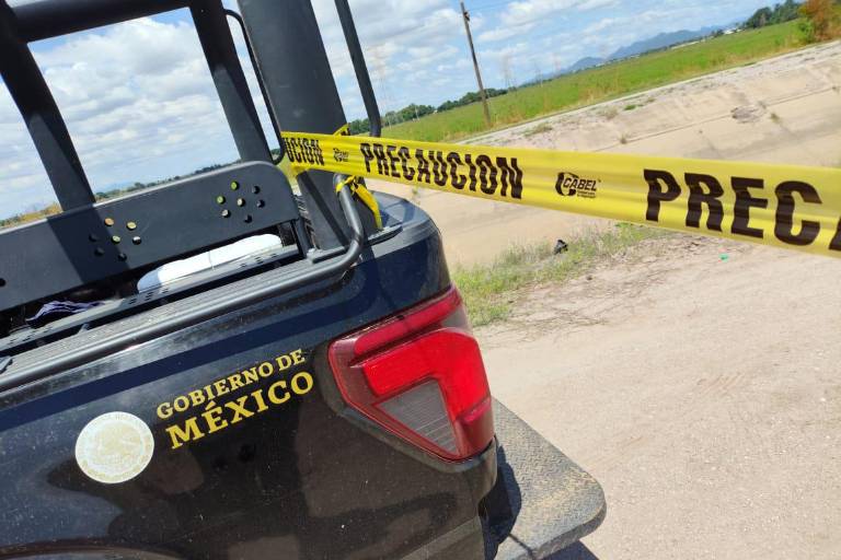 Localizan un hombre decapitado y con mensaje en un poblado de Culiacancito, en Culiacán