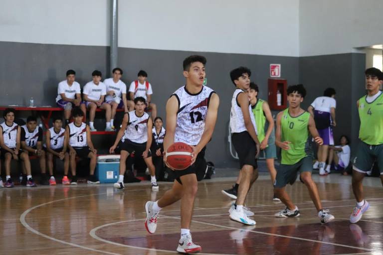 Sinaloa acaricia boleto al Nacional en basquetbol en la 2008-2007
