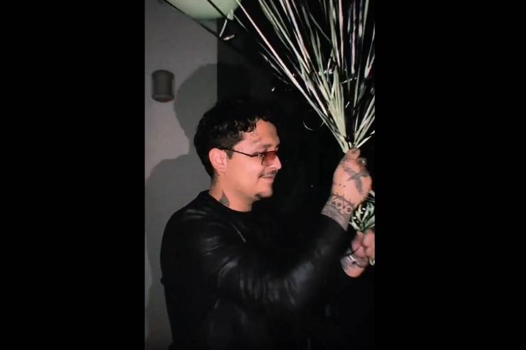 Celebra Belinda el cumpleaños de Christian Nodal con ‘Buzz Lightyear’, ‘Woody’ y ‘Speedy González’