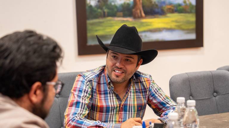 Diego Rivera Navarro, Alcalde de Tequila, Jalisco, fue detenido por delitos por extorsión.