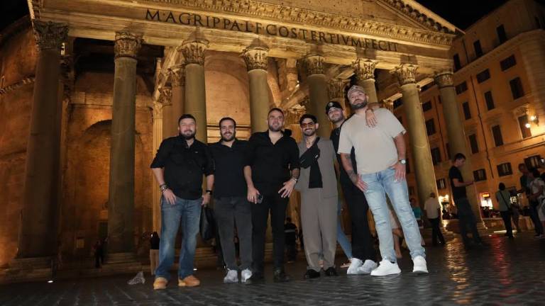 Banda El Recodo ya está en Roma.