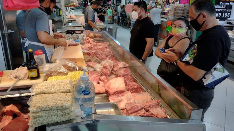 Aumenta la venta de carne y pescado, en Mazatlán