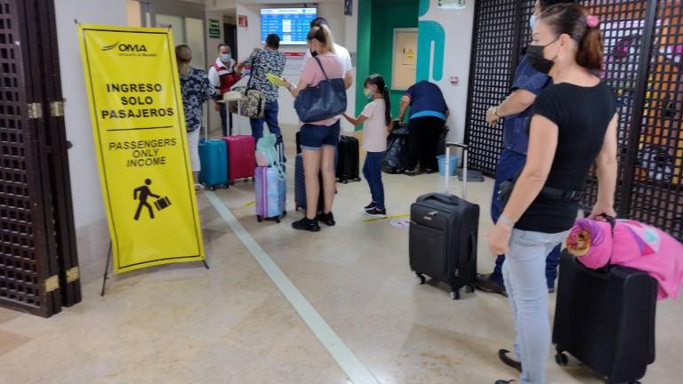 Se recupera pasaje aéreo en Mazatlán