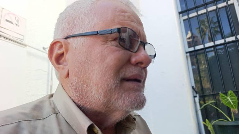 El Alcalde de Escuinapa Víctor Manuel Díaz Simental dice que están buscando la manera de reducir la deuda pública.