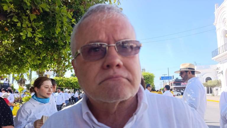 Víctor Díaz Simental subrayó que su declaración no constituye un espaldarazo al mandatario.