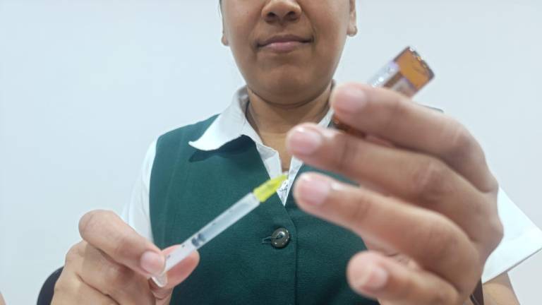 En Sinaloa son 17 casos de sarampión en todo el año, 1 en Escuinapa, Elota 3 casos, en Mochis 1, en Juan José Ríos son 12 casos.