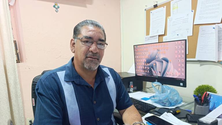 Mauricio Díaz Sánchez, Tesorero Municipal de Escuinapa, señala que ya están al corriente de pago de salarios.