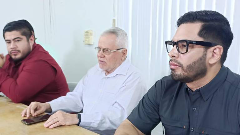 Los comerciantes pidieron al Alcalde que busque la manera de que a través del Gobierno del Estado se les otorguen créditos.