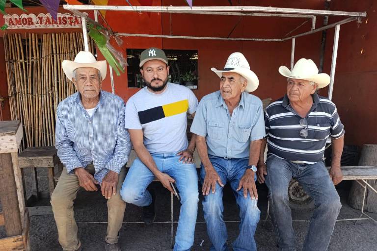 Ejidatarios en Tecualilla reclaman pagos pendientes por afectaciones de obra de canales de la Presa Santa María