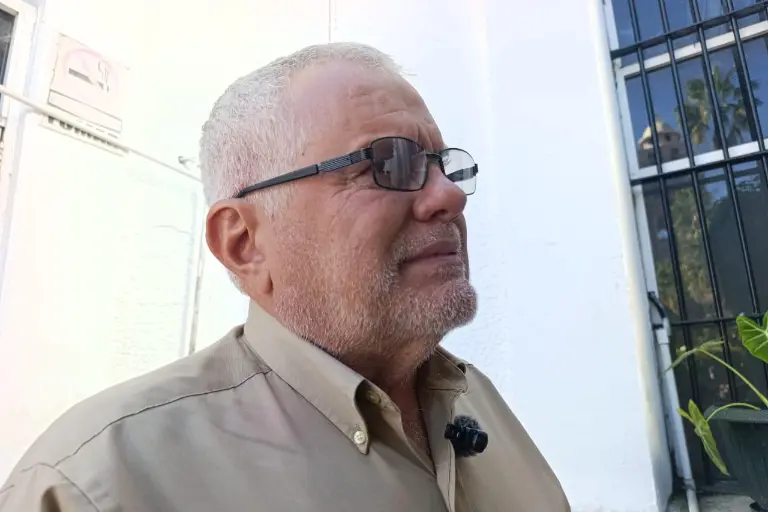 El alcalde Víctor Manuel Díaz Simental pidió a la población resguardarse en sus viviendas y evitar salir, mientras autoridades priorizan la seguridad.