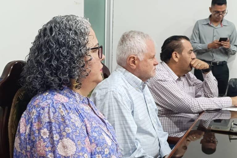 Promete Graciela Domínguez impulsar reformas para fortalecer la pesca en el sur de Sinaloa