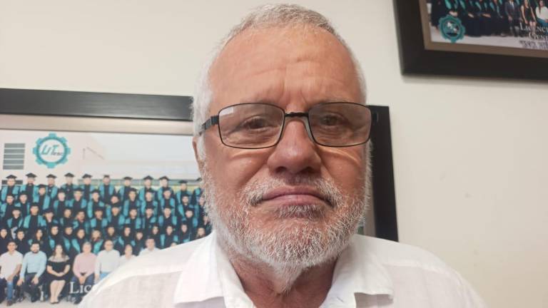 Díaz Simental indicó que se realizan desazolves en varias zonas de Escuinapa.