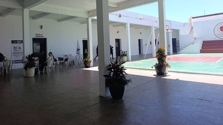 El Alcalde de Escuinapa Víctor Manuel Díaz Simental informó que podrían recortar hasta 100 trabajadores.