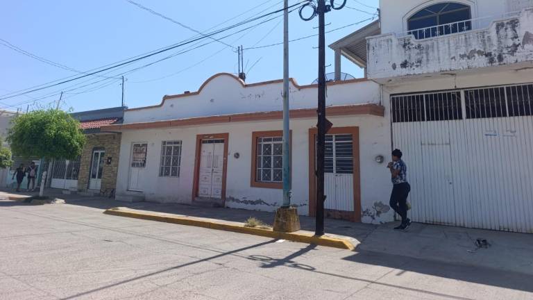Alrededor de 15 domicilios no tienen servicio eléctrico.