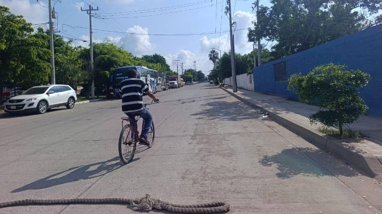 En la Secundaria SNTE Sección 53 de Escuinapa se decidió implementar las clases virtuales ante la violencia en el Municipio.