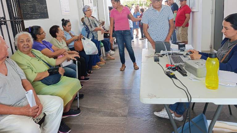 Ciudadanos han acudido a realizar el pago del Predial Urbano en Escuinapa durante enero, aprovechando los descuentos.