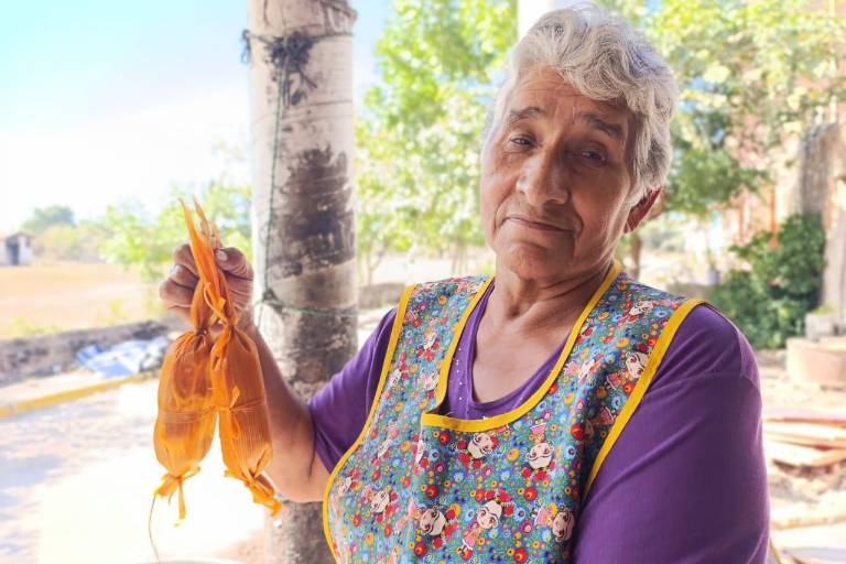 Por la promoción que le hizo una vecina, doña ‘Cuata’ cambió el campo por la elaboración de tamales