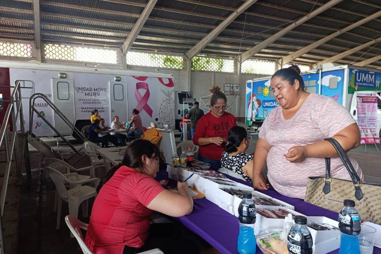 Realizan Feria de la Salud para trabajadores del campo y jornaleros en Escuinapa
