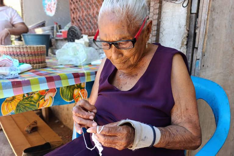 Mamá Chema, 100 años de duelo y resistencia en la sierra que ya no existe