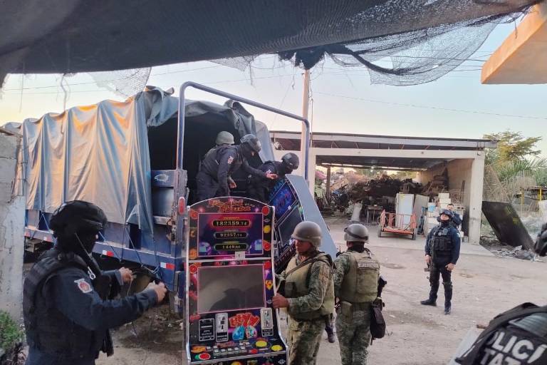 Decomisan droga y máquinas tragamonedas durante el fin de semana en Culiacán
