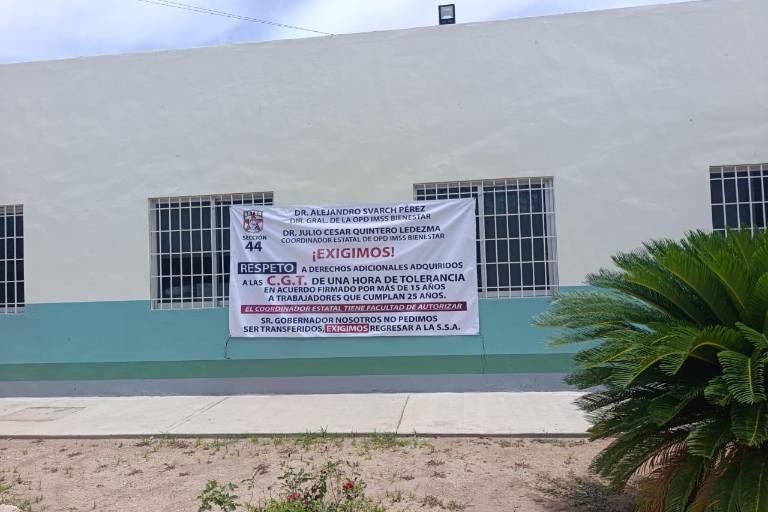 Protestan en el Sector Salud de Escuinapa para defender sus derechos