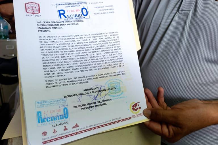 Tras apagones, revisará CFE zona de Cristo Rey, en Escuinapa