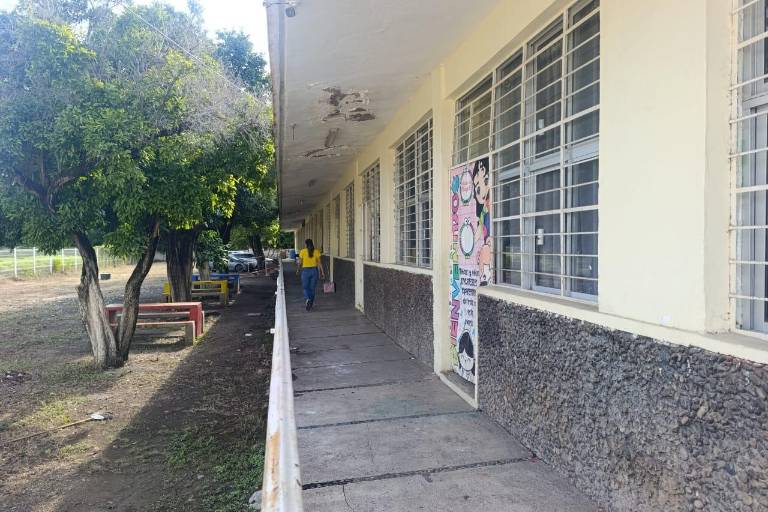 Escuelas en Escuinapa son objeto de robos y daños