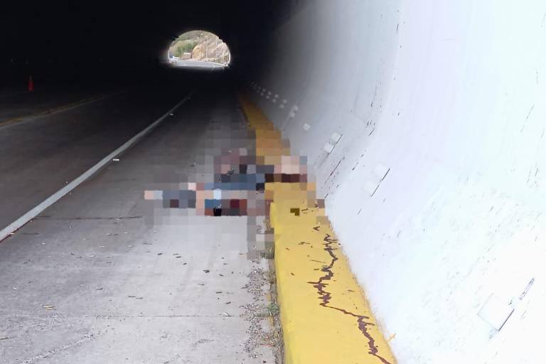 Dejan a cuatro hombres asesinados en un túnel de la Autopista Durango-Mazatlán