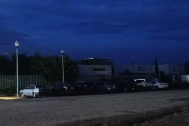 Hasta en 15 días podrían restaurar energía en IMSS Bienestar de Escuinapa