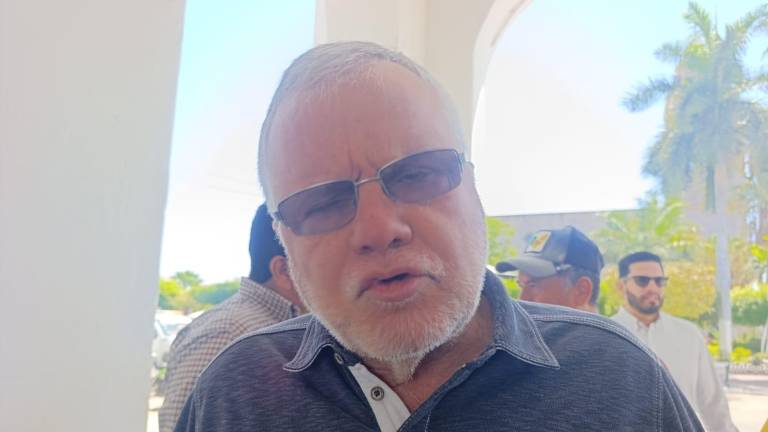 Víctor Manuel Díaz Simental mencionó que la Gobernadora interina siempre ha estado pendiente de los eventos de seguridad pública de Escuinapa.