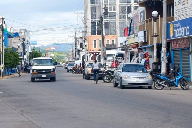 La zona del Centro, tiene 15 días sin agua potable.