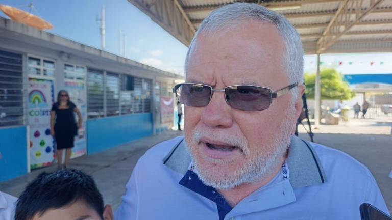 El Alcalde de Escuinapa Víctor Manuel Díaz Simental habla del refuerzo de seguridad por parte del Ejército.