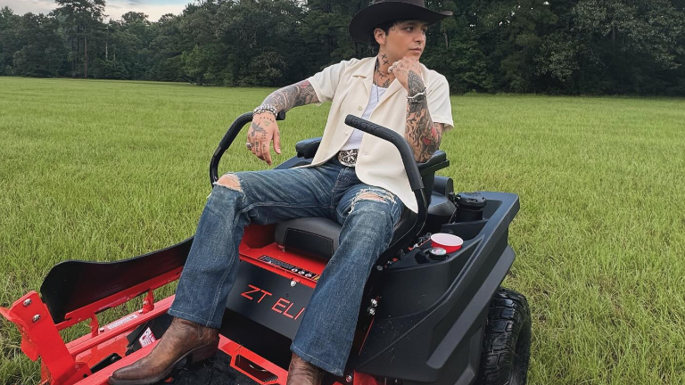 Christian Nodal.