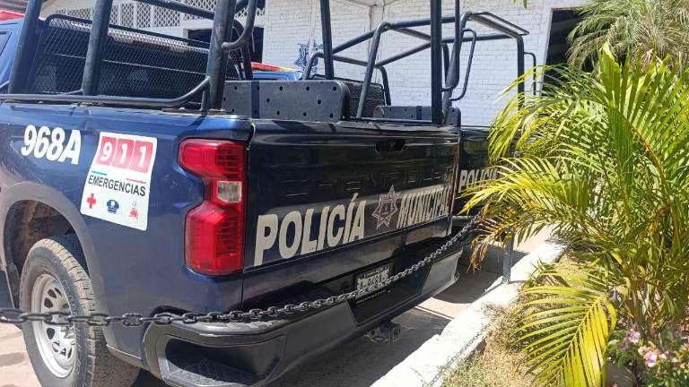 Elementos de la Policía Municipal pararon labores la mañana de este lunes al señalar que el Gobierno Municipal no ha cumplido con acuerdos.